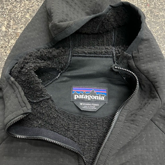 PATAGONIA Womens M Black R2 TECHFACE Hoody Zip Jacket 83735 - Picture 5 of 8